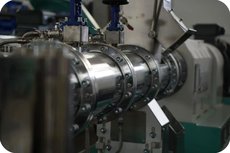 Twin screw extruder