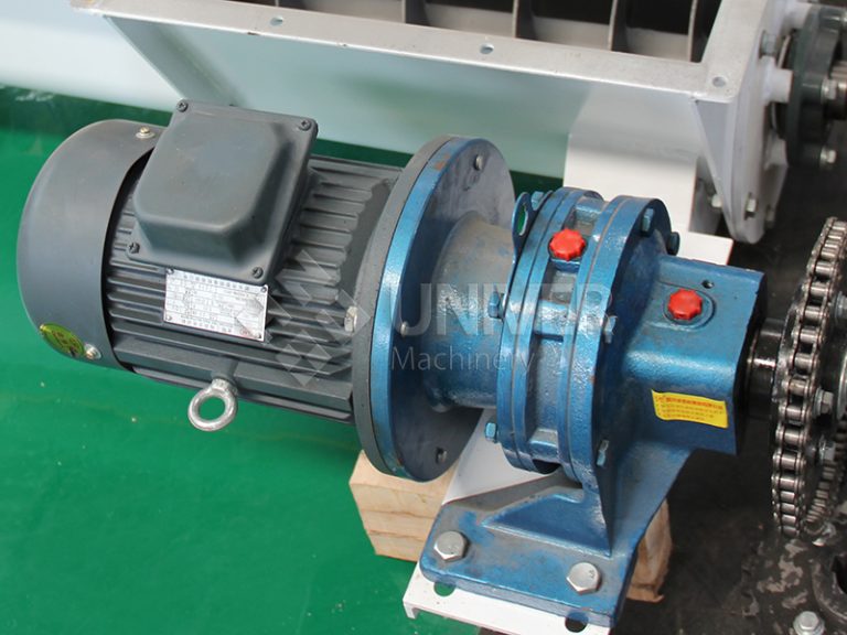 Screw conveyor